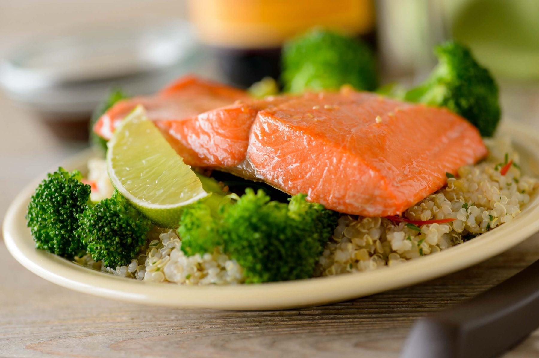 Pavé de saumon, légumes, quinoa